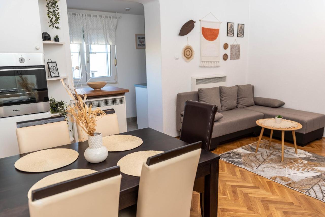 Apartamento Sweet House Parlament Belgrado Exterior foto