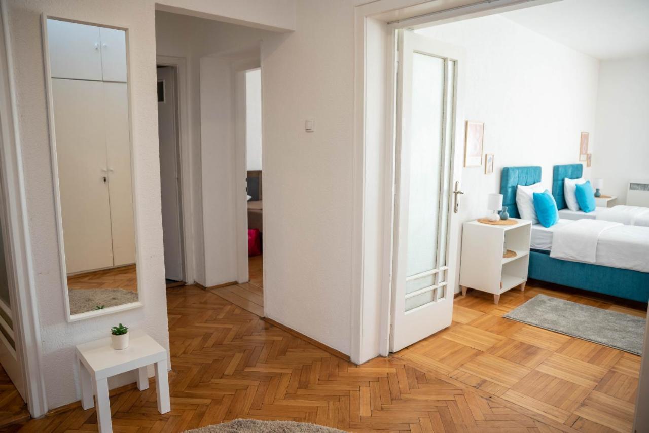 Apartamento Sweet House Parlament Belgrado Exterior foto