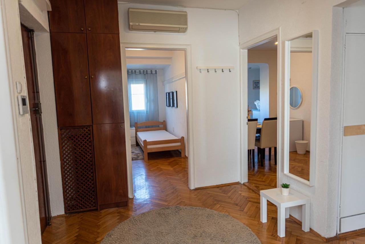 Apartamento Sweet House Parlament Belgrado Exterior foto