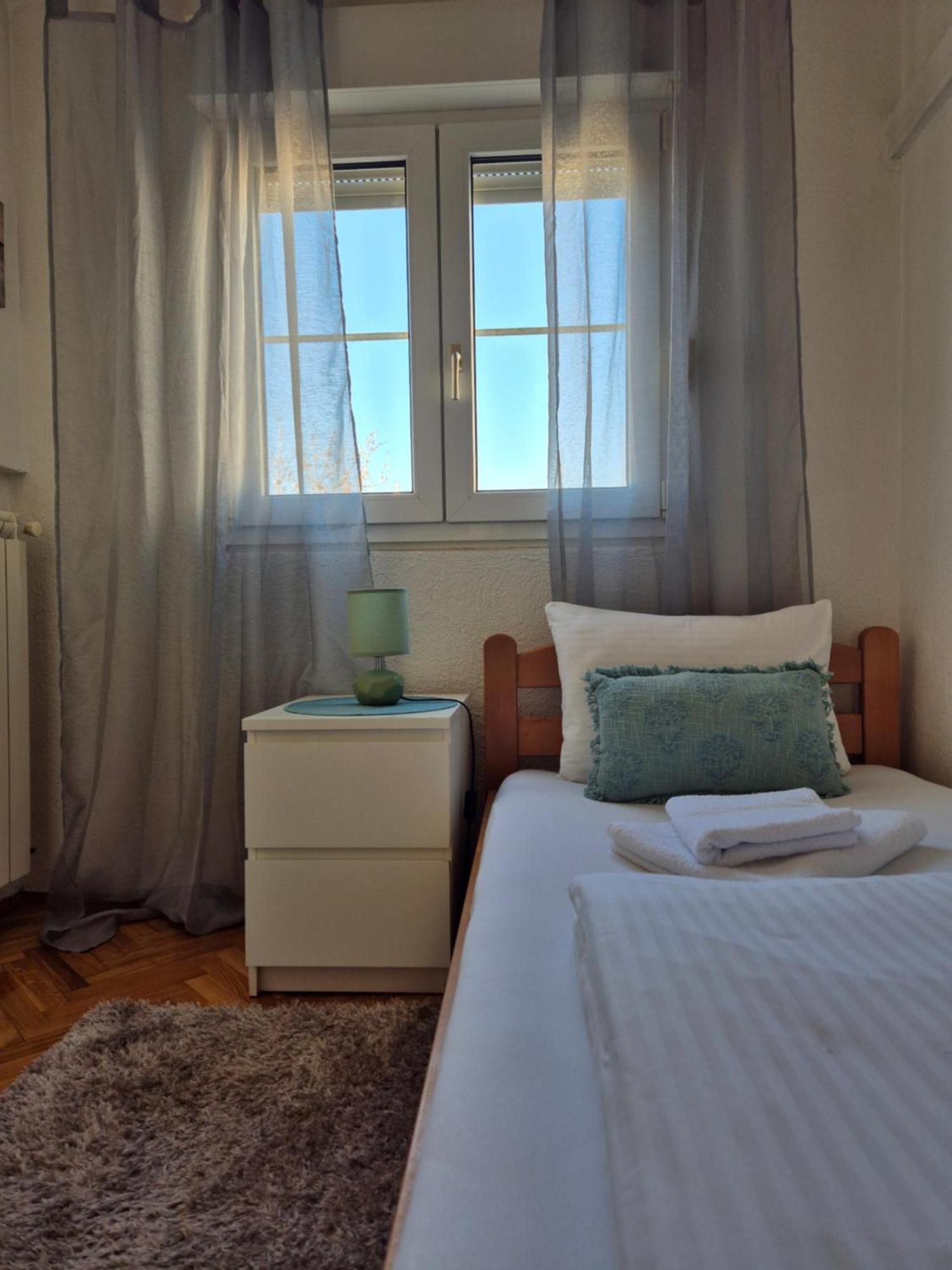 Apartamento Sweet House Parlament Belgrado Exterior foto